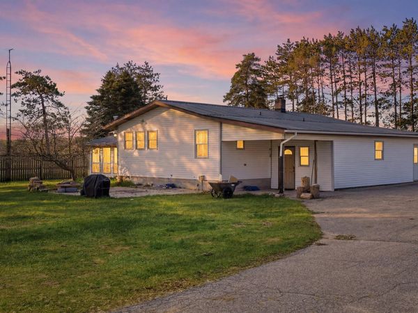 12686 Buchanan Road, Stanwood, MI 49346