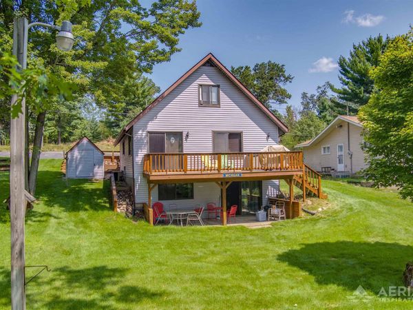1984 Ogemaw Trail N, West Branch, MI 48661