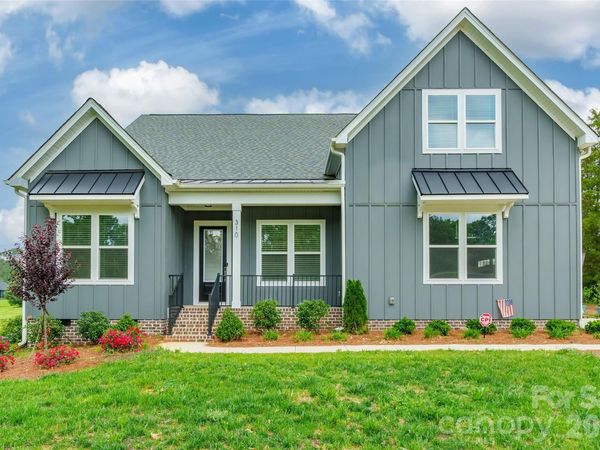 310 Triple Ponds Court , Clover, SC 29710