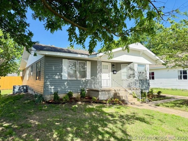 424 N Market Avenue, Shawnee, OK 74801