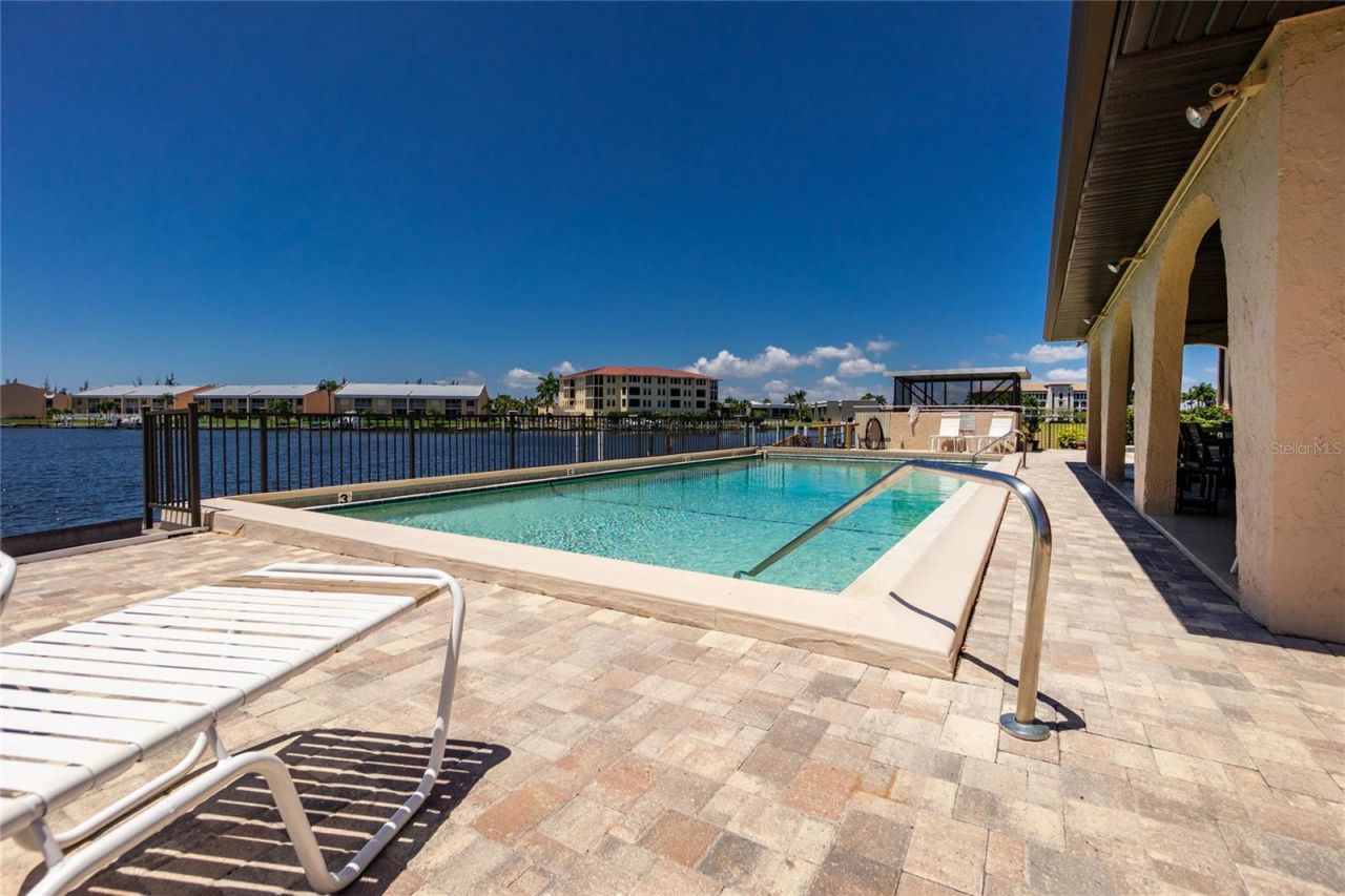 1217 Aqui Esta Drive, Unit 8, Punta Gorda, FL 33950 Photo