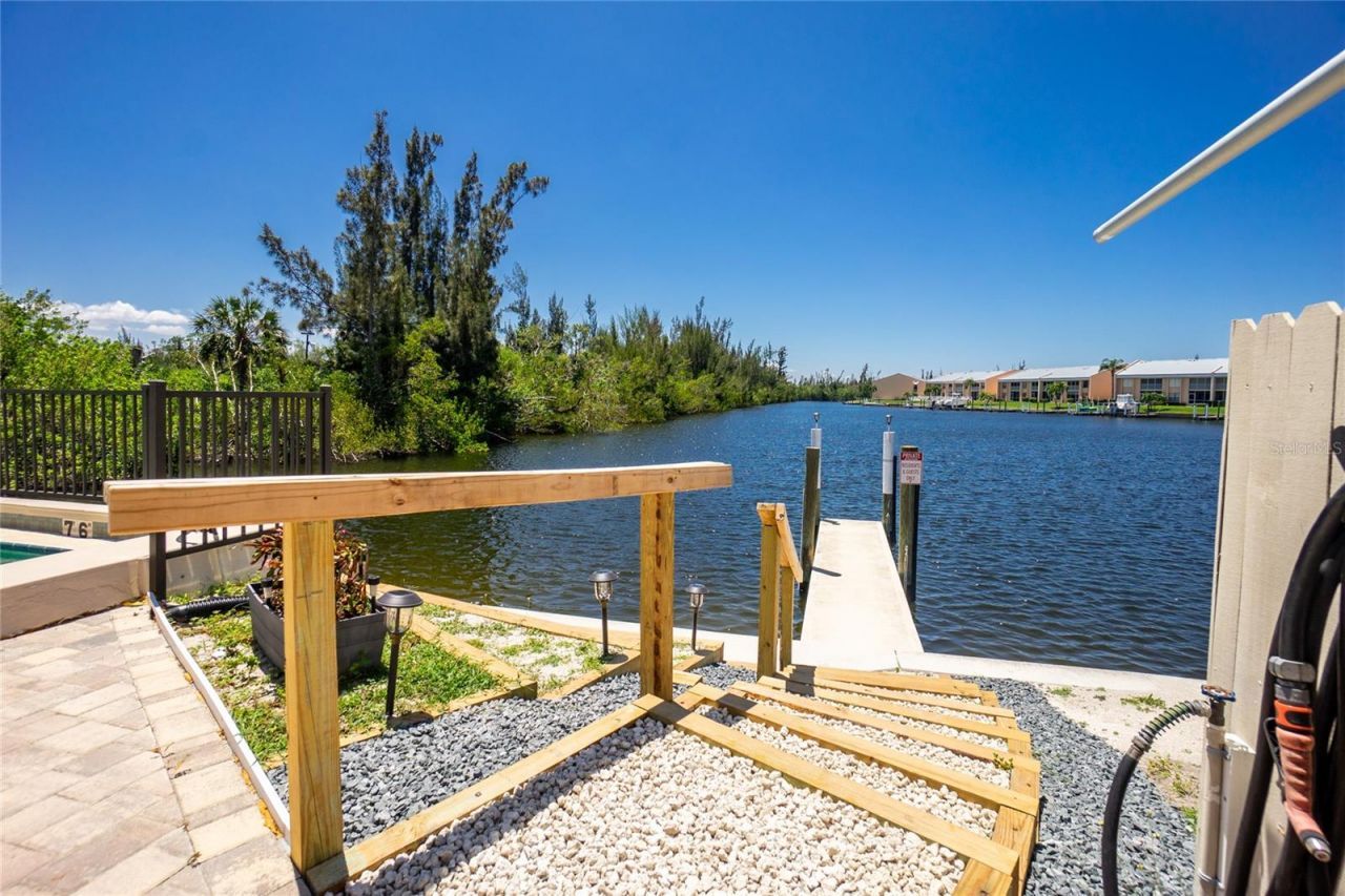 1217 Aqui Esta Drive, Unit 8, Punta Gorda, FL 33950 Photo