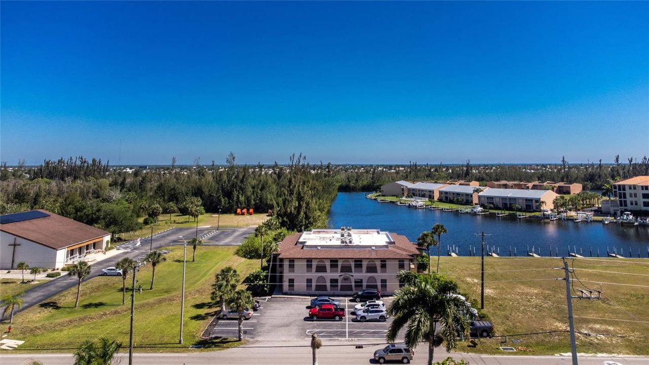 1217 Aqui Esta Drive, Unit 8, Punta Gorda, FL 33950 Photo
