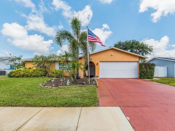 12435 MONARCH CIRCLE , SEMINOLE, FL 33772