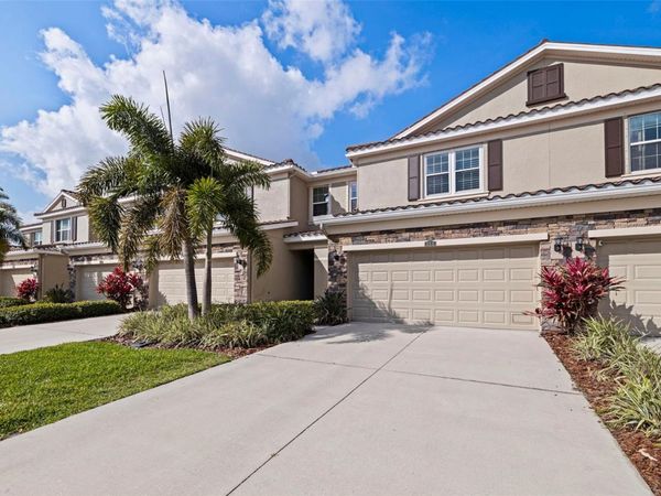 568 53RD AVENUE N, ST PETERSBURG, FL 33703
