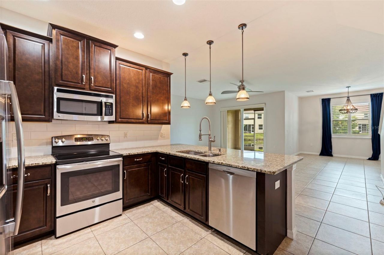 568 53rd Avenue N, Saint Petersburg, FL 33703 Photo