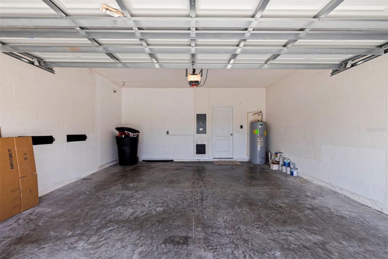 568 53rd Avenue N, Saint Petersburg, FL 33703 Photo