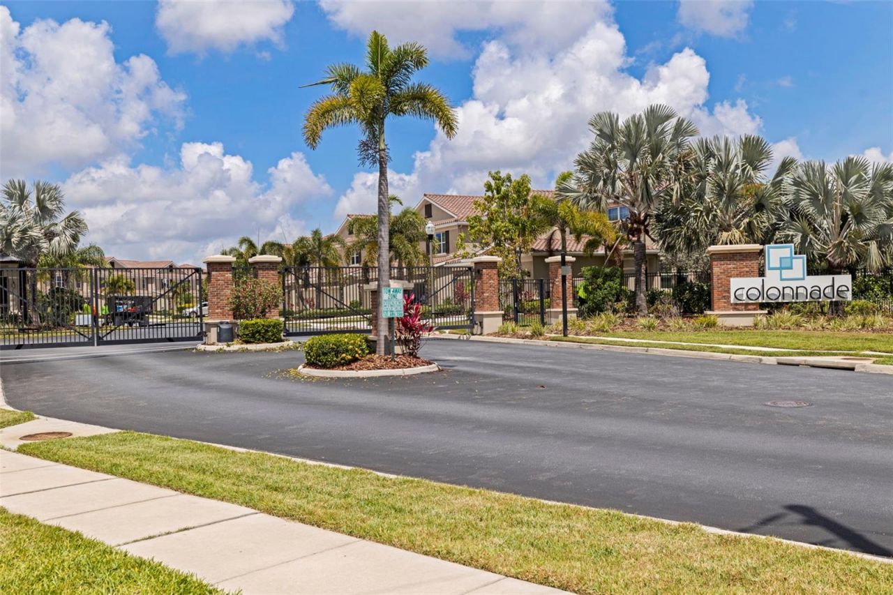 568 53rd Avenue N, Saint Petersburg, FL 33703 Photo
