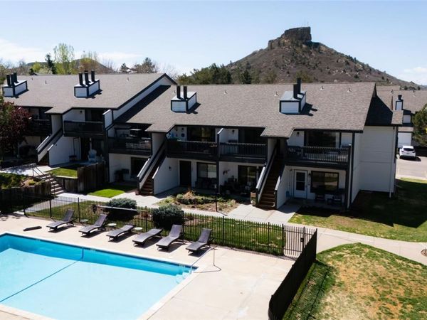 532 Oakwood Drive, Unit B207, Castle Rock, CO 80104