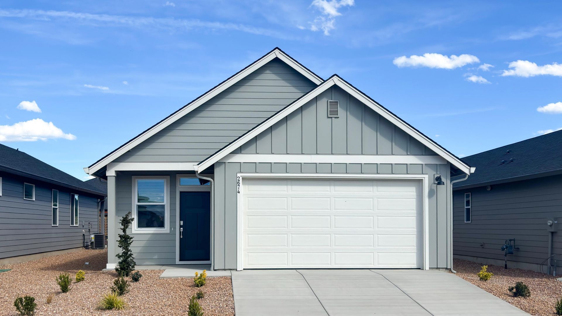 2663 NW 26th Loop North, Redmond, OR 97756 Main Photo