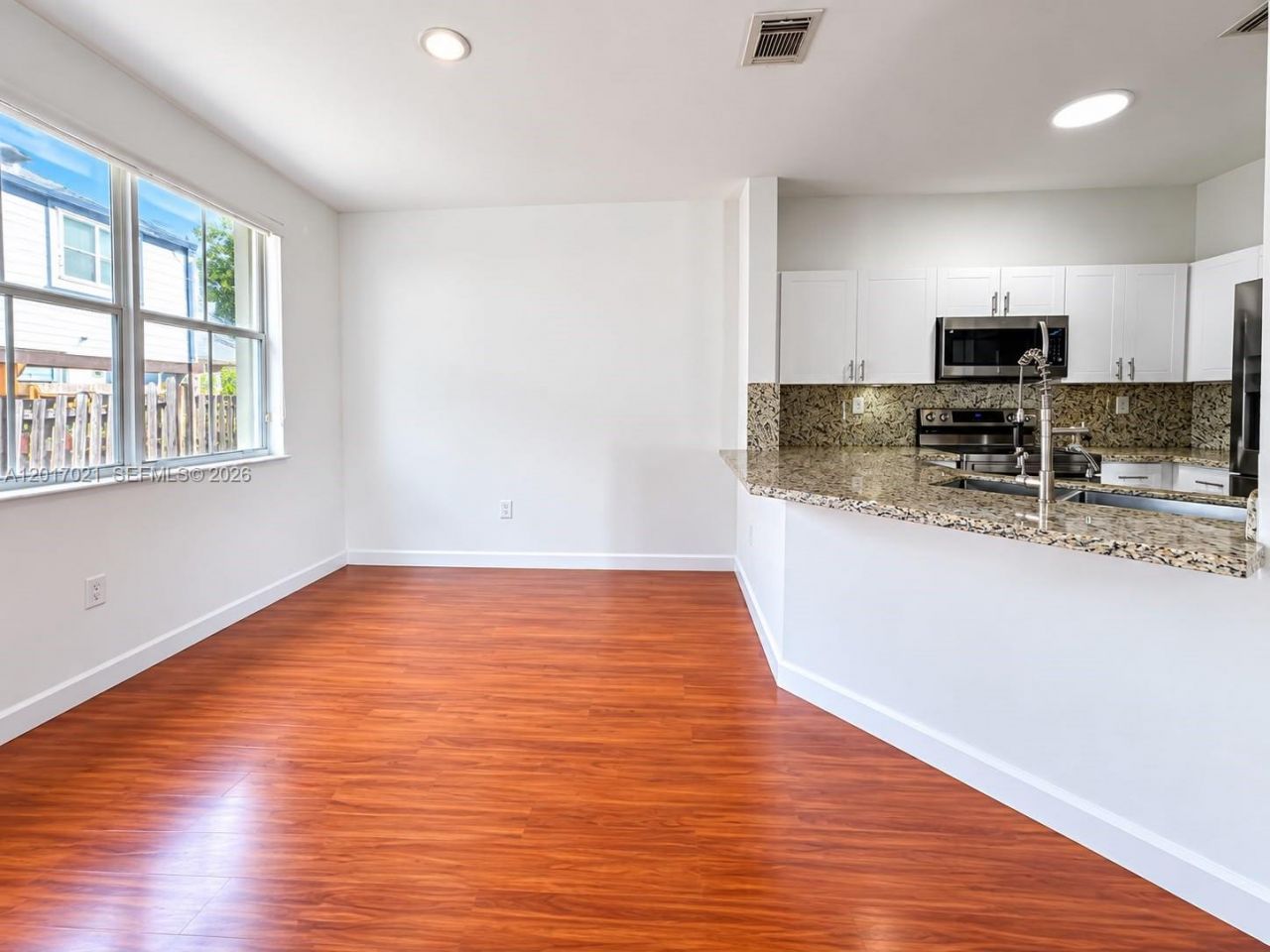 7772 NW 114th Pl, Doral, FL 33178 Photo