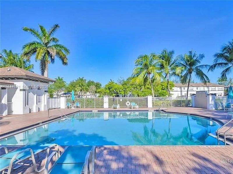 7772 NW 114th Pl, Doral, FL 33178 Photo