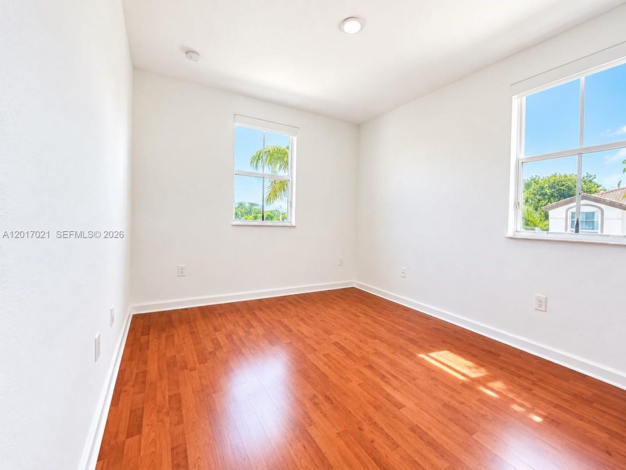 7772 NW 114th Pl, Doral, FL 33178 Photo