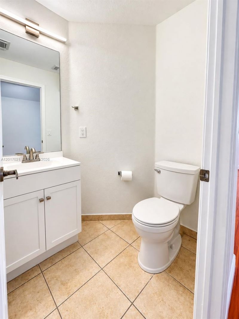 7772 NW 114th Pl, Doral, FL 33178 Photo