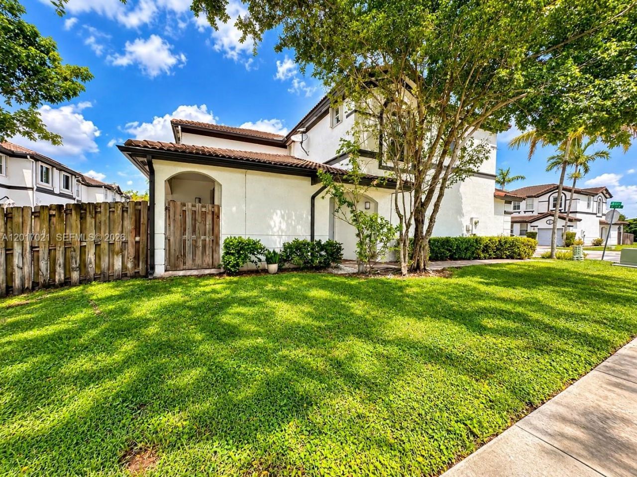 7772 NW 114th Pl, Doral, FL 33178 Photo