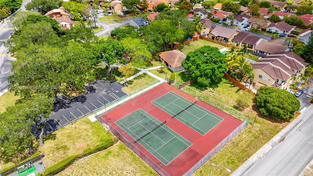 11307 SW 74th Ter, Miami, FL 33173 Photo