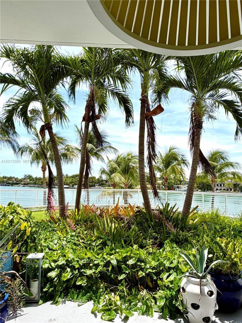 6580 Indian Creek Dr, Unit 207, Miami Beach, FL 33141 Photo