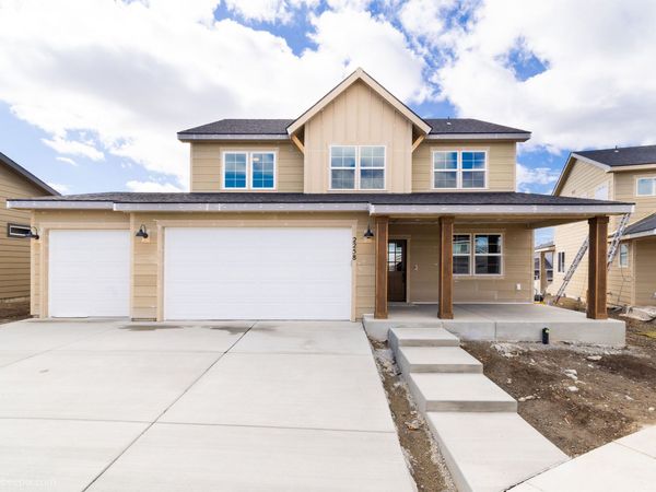 12249 N VALENCIA Ave, Spokane, WA 99208