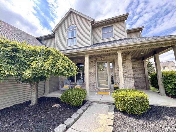 2823 Chapel Creek Drive, Lambertville, MI 48144