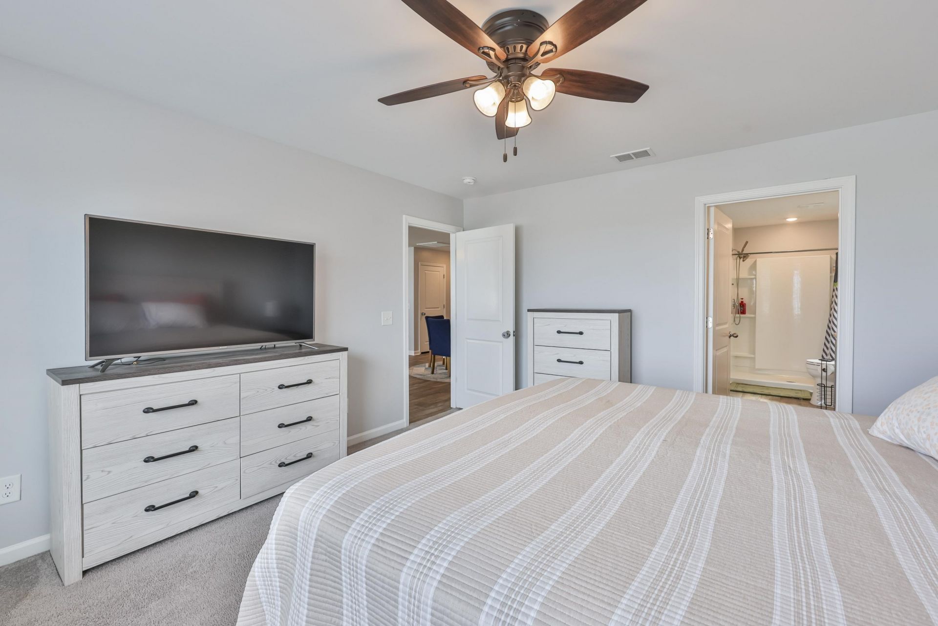 208 Golden Bear Circle  Photo 15