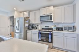 208 Golden Bear Circle  photo 4