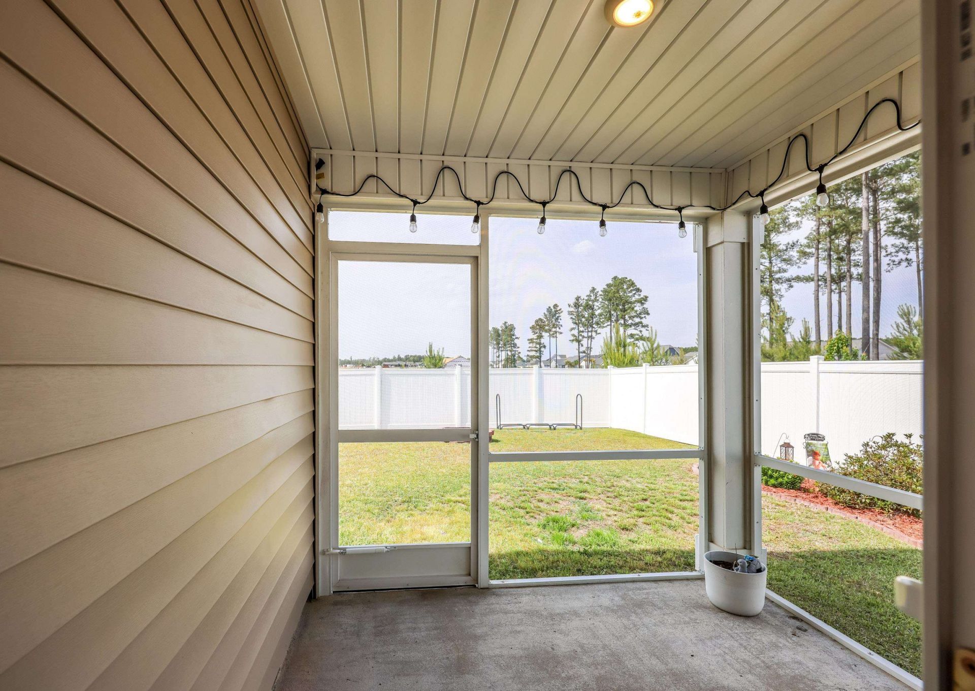 208 Golden Bear Circle  Photo 27