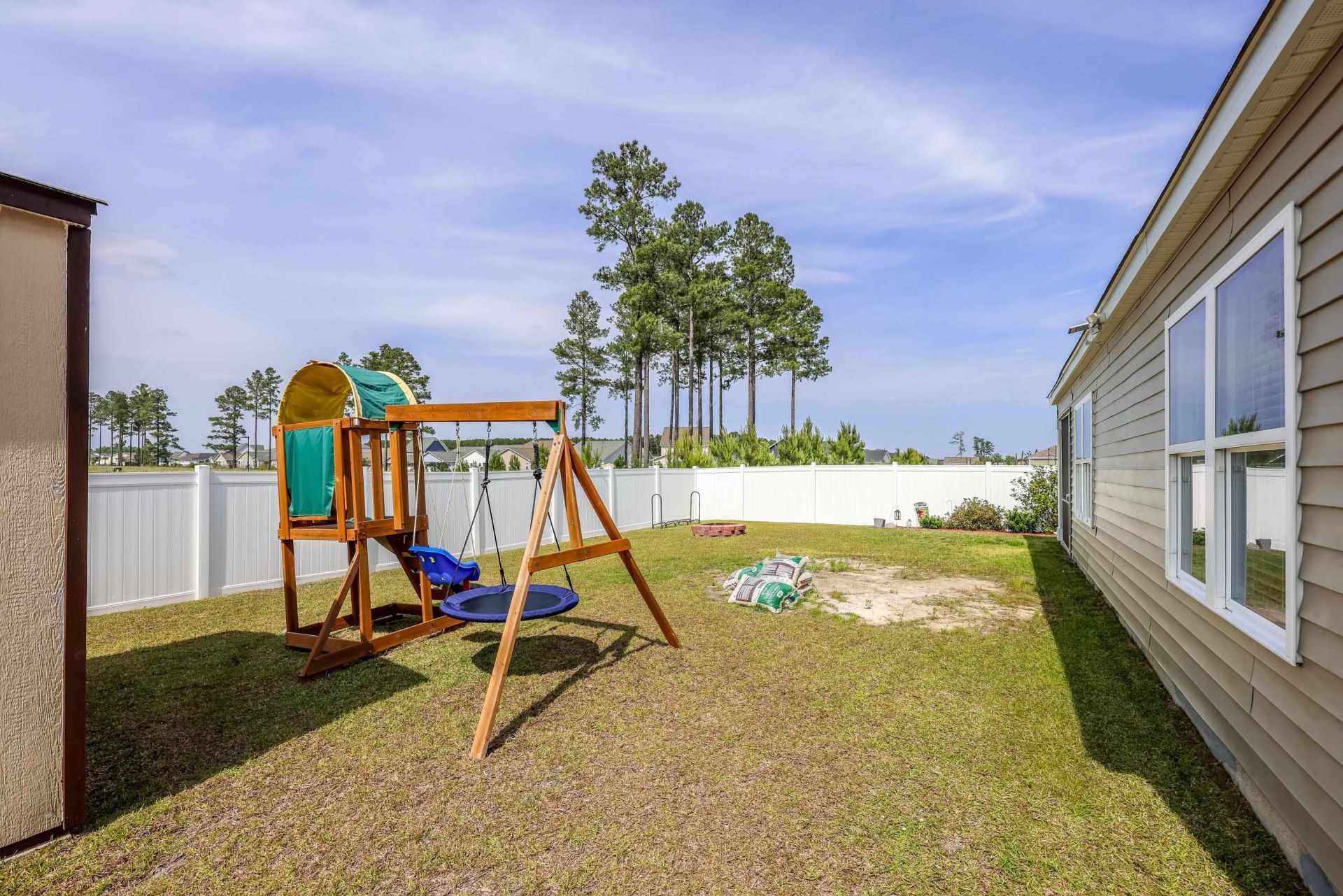 208 Golden Bear Circle  Photo 38
