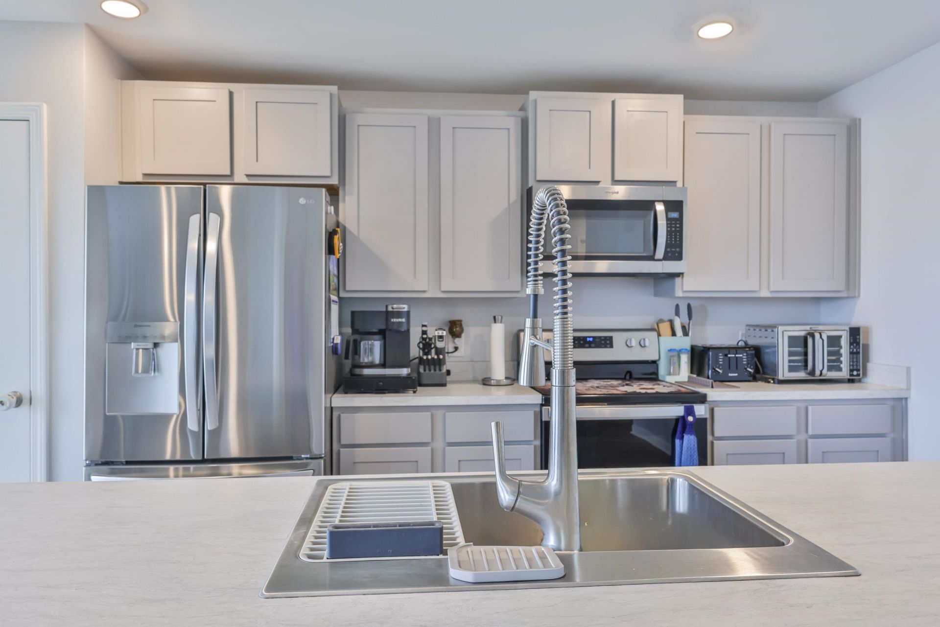208 Golden Bear Circle  Photo 5