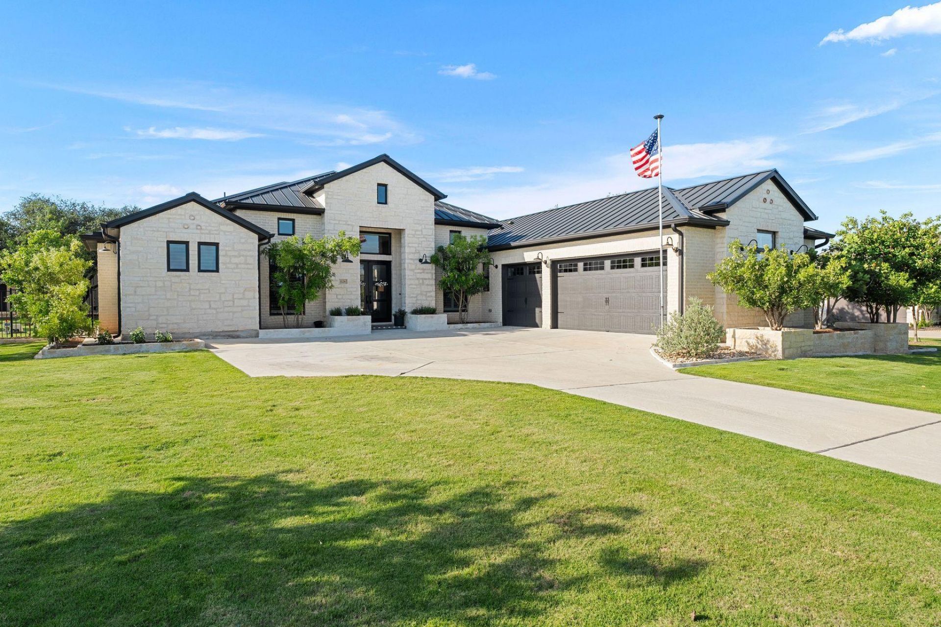 1126 Woodpark Ln, Georgetown, TX 78633 Main Photo