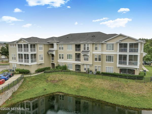 8290 GATE Parkway W, Unit 601, Jacksonville, FL 32216