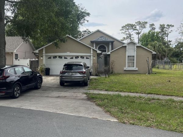 116 N Bristol Circle, Sanford, FL 32773