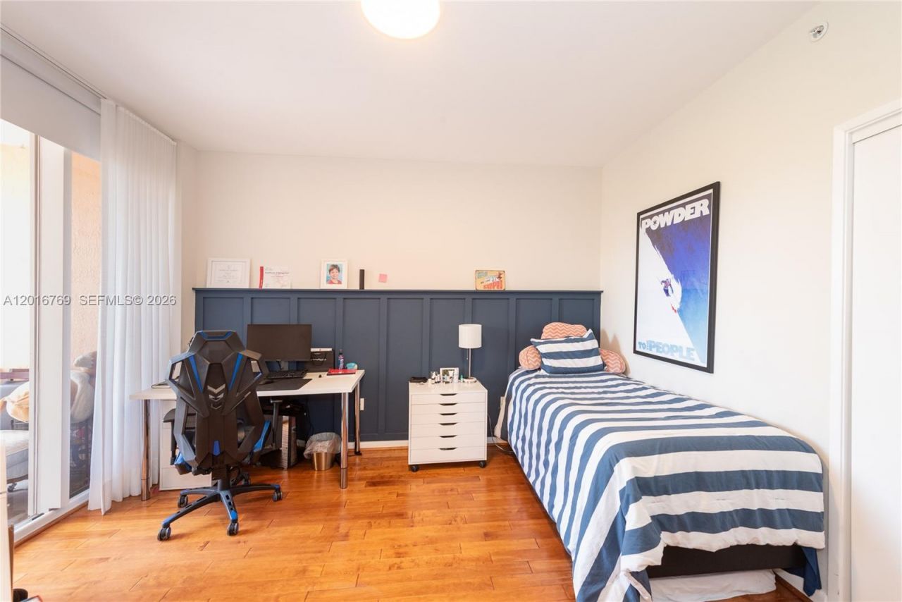 737 Crandon Blvd , Unit 402, Key Biscayne, FL 33149 Photo