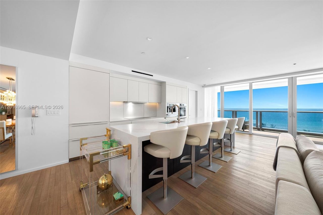 2901 Collins Ave , Unit 901, Miami Beach, FL 33140 Photo