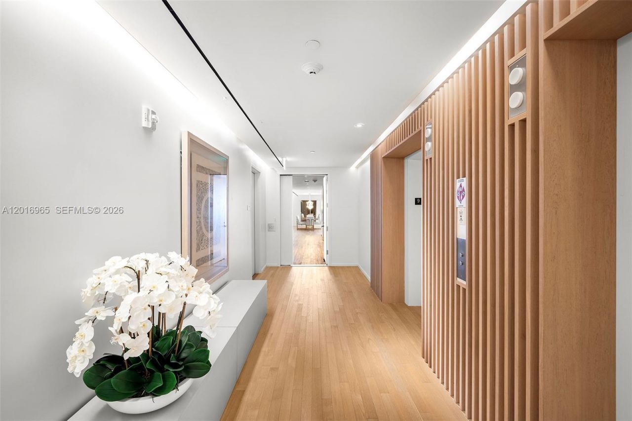 2901 Collins Ave , Unit 901, Miami Beach, FL 33140 Photo