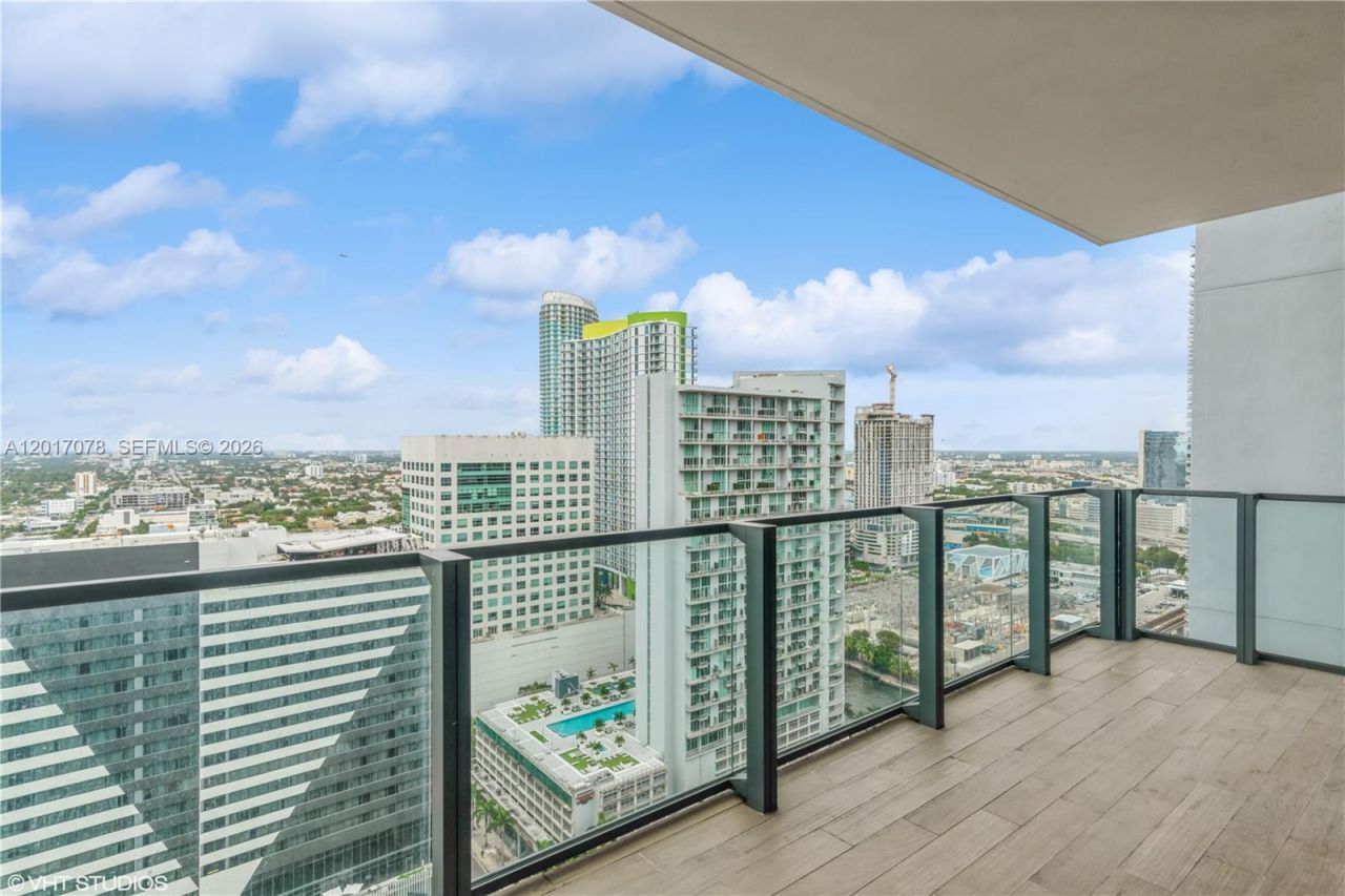 88 SW 7th St , Unit 2508, Miami, FL 33130 Photo