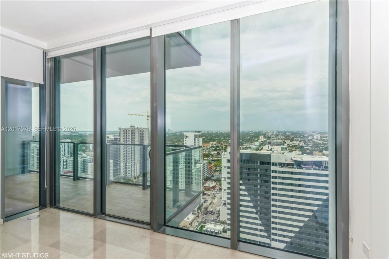 88 SW 7th St , Unit 2508, Miami, FL 33130 Photo