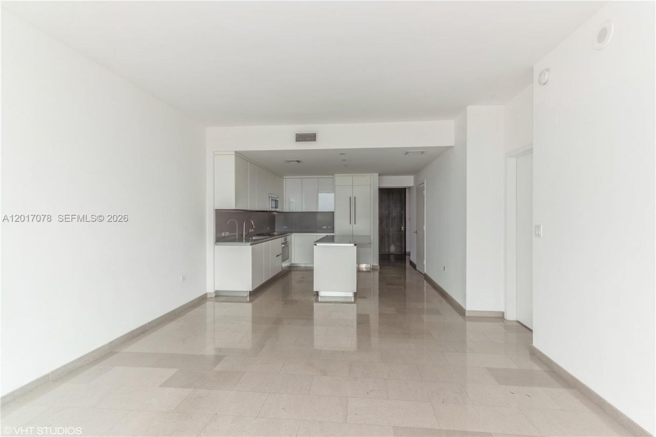 88 SW 7th St , Unit 2508, Miami, FL 33130 Photo
