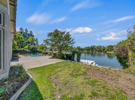 9282 Monmouth Ct, Elk Grove, CA 95758 Photo