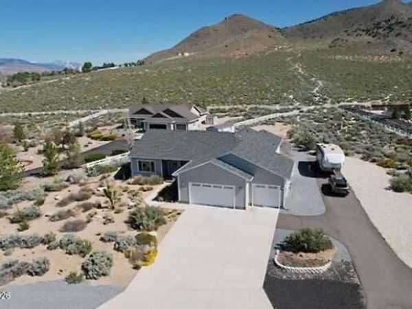 2880 Jackie Circle, Minden, NV 89423