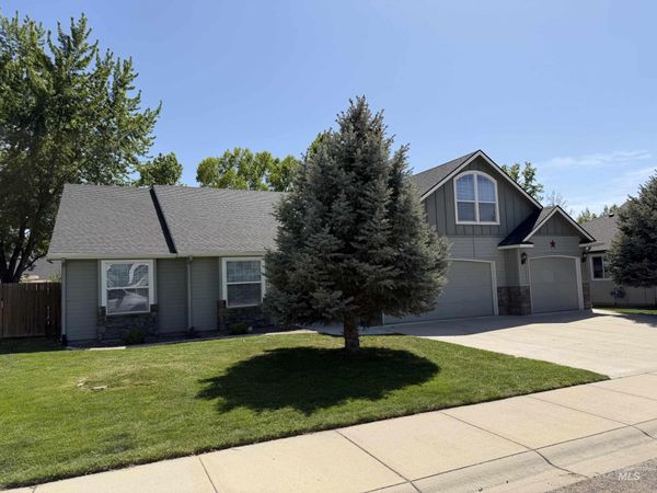 11719 W Blake Dr, Star, ID 83646