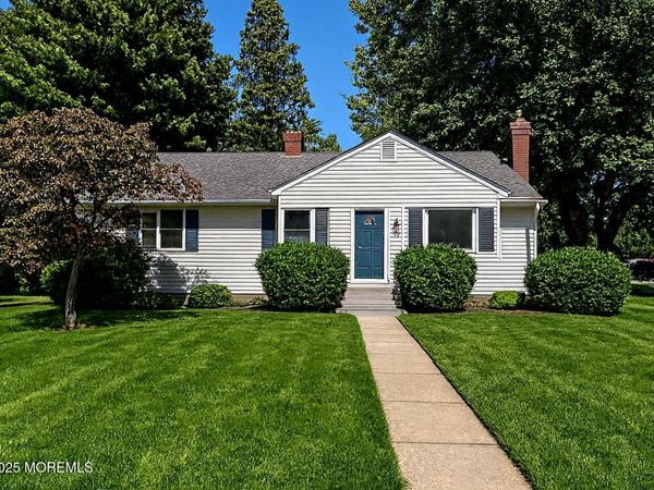 361 Meadowbrook Avenue, Eatontown, NJ 07724