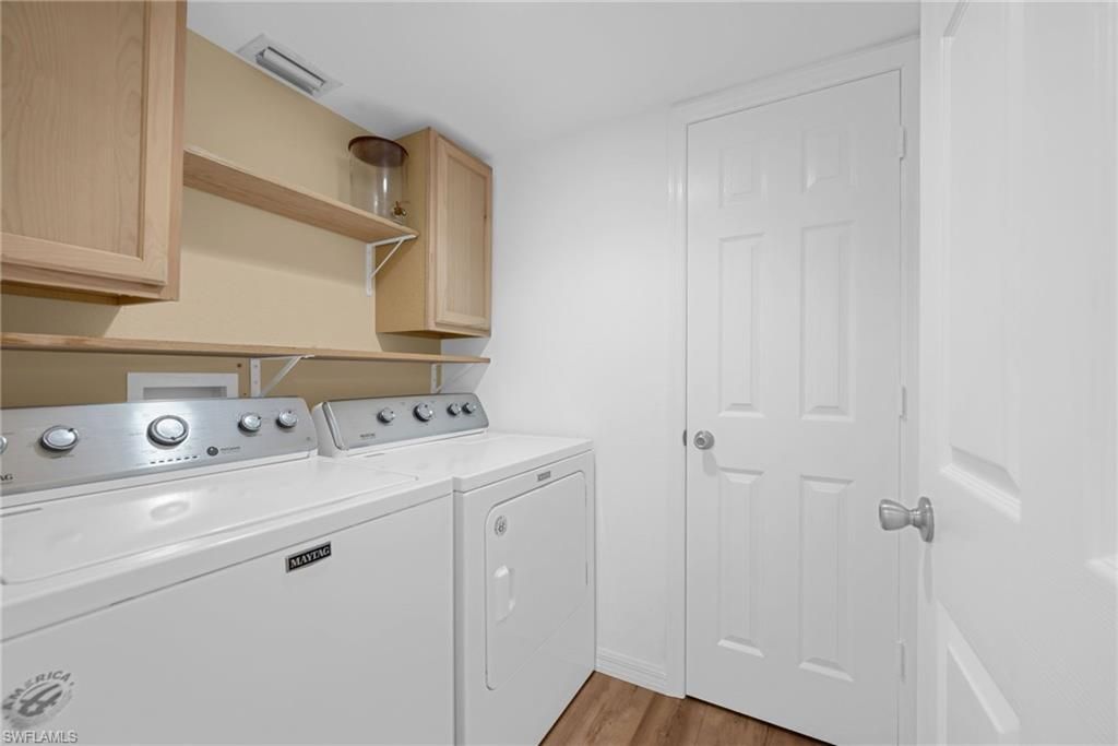 3250 Cypress Glen Way, Unit 423, Naples, FL 34109 Photo