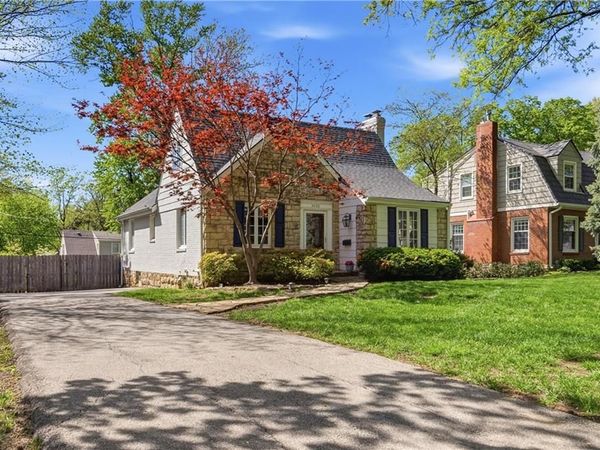 5420 Fairway Road, Fairway, KS 66205