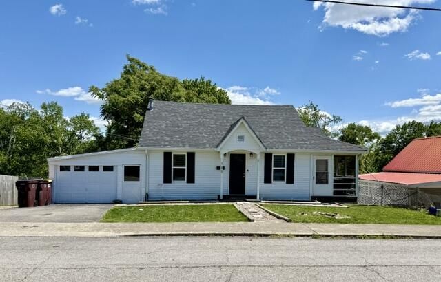 145 Cotter Avenue, Somerset, KY 42501 Main Photo