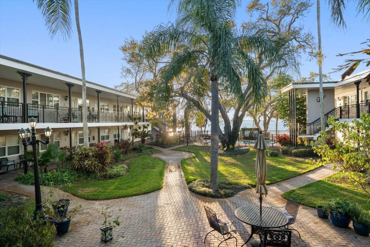 1101 Victoria Drive, Unit 7, Dunedin, FL 34698 Photo