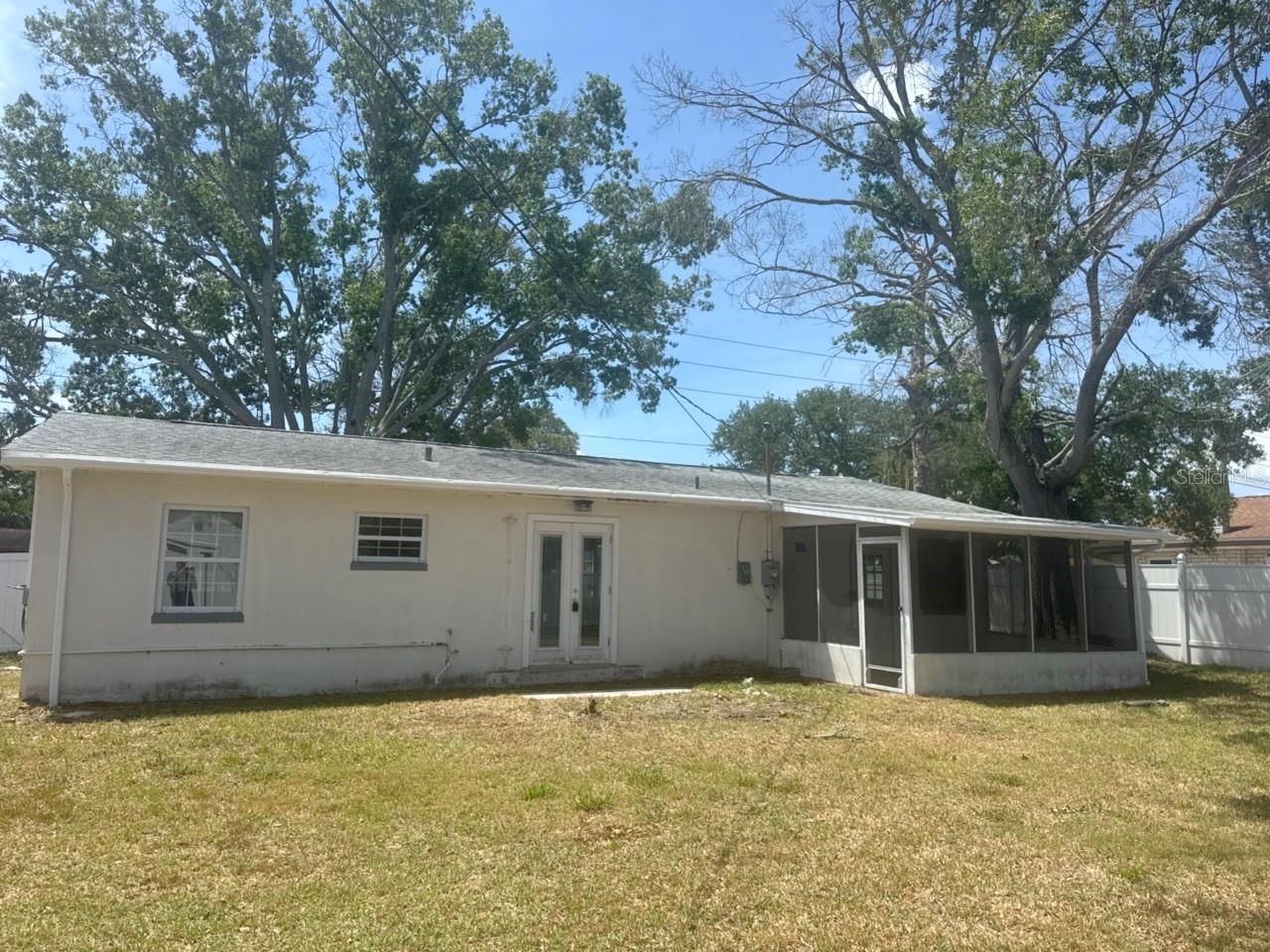 1779 Shore Acres Boulevard Ne, Saint Petersburg, FL 33703 Photo