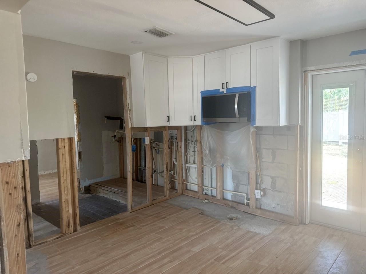 1779 Shore Acres Boulevard Ne, Saint Petersburg, FL 33703 Photo