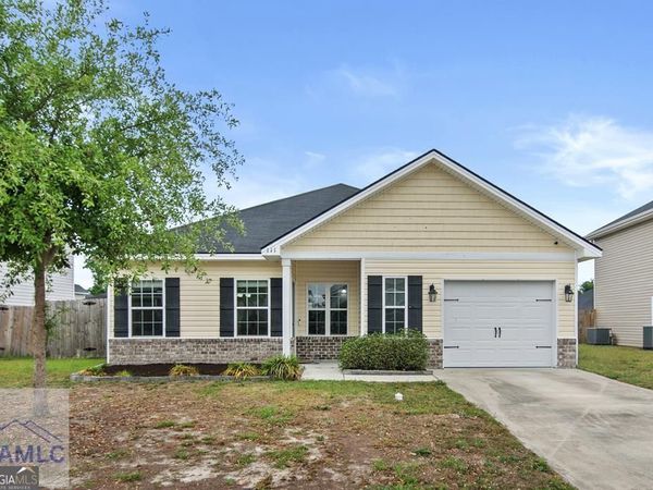 111 Brasher Drive, Hinesville, GA 31313