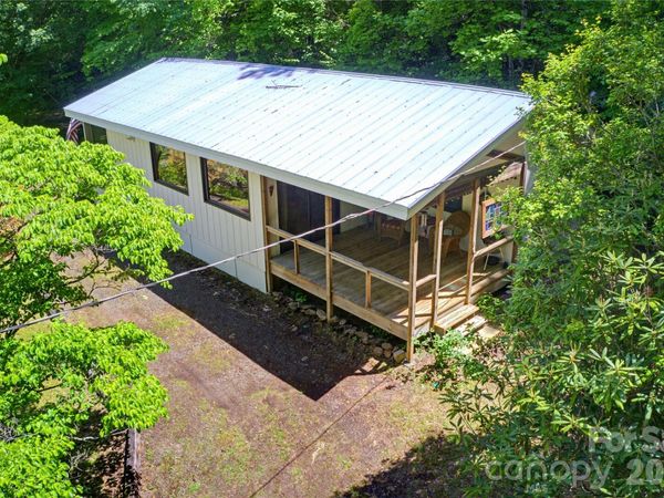 223 Little Cove Road , Sylva, NC 28779