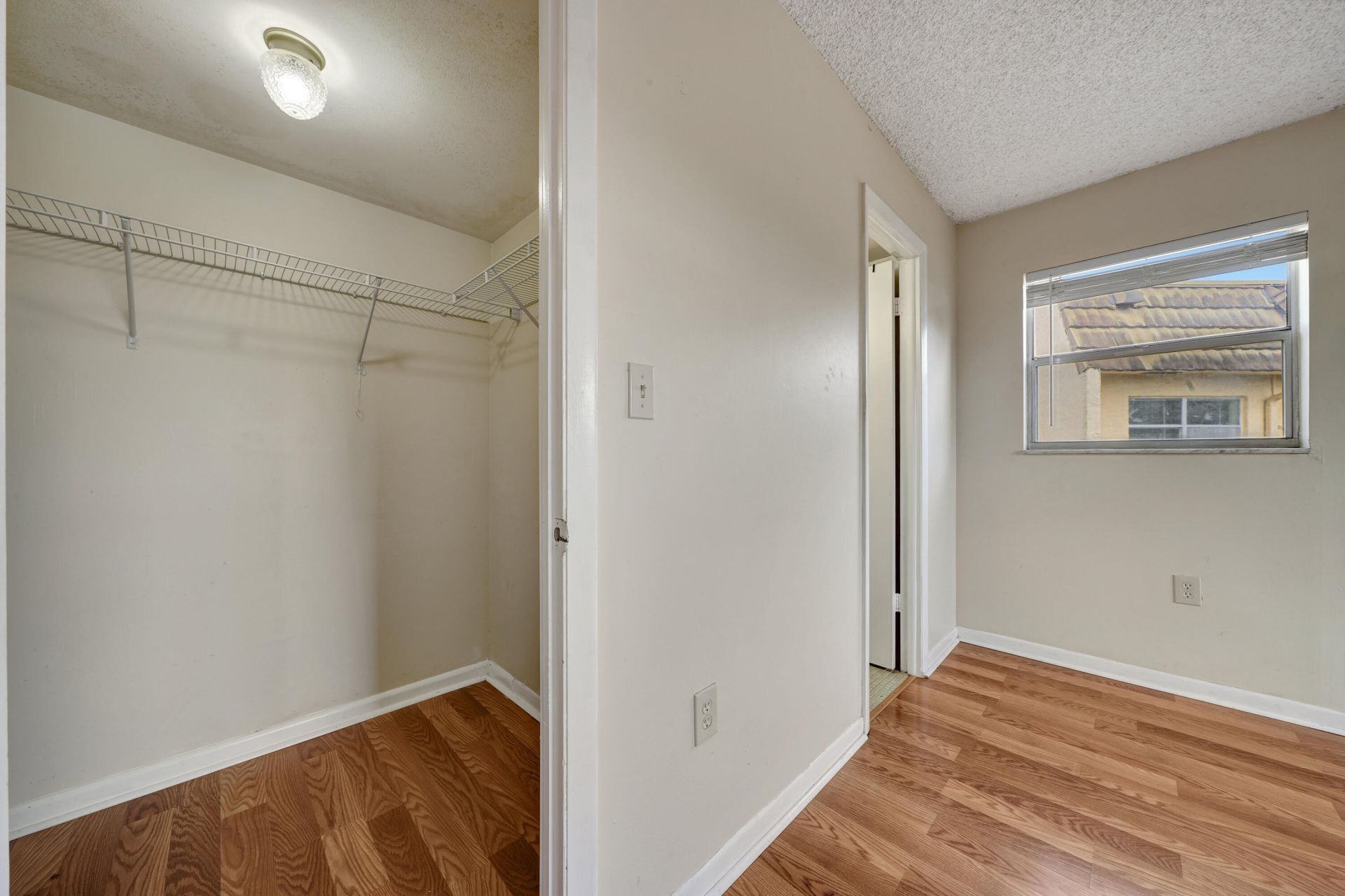 8435 Sunrise Lakes Boulevard, Unit 301, Sunrise, FL 33322 Photo